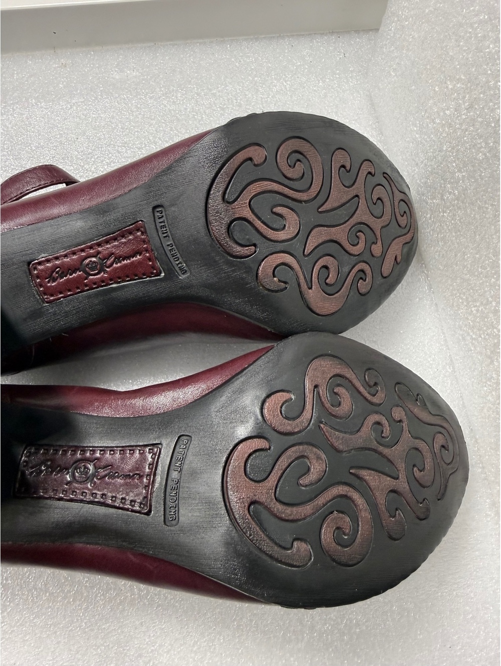 Crown by Børn Burgundy Leather Strappy Heels Pumps Size 9.5 / EU 41 - Picture 10 of 11